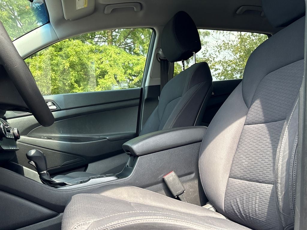 2021 Hyundai TUCSON SE
