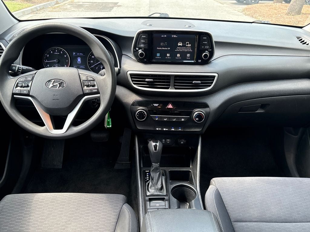 2021 Hyundai TUCSON SE