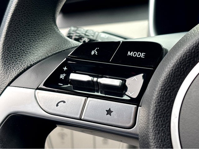 2022 Hyundai TUCSON SE