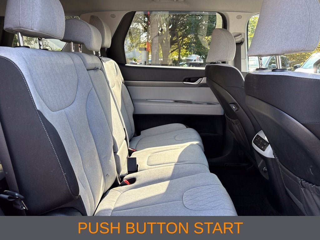 2022 Hyundai PALISADE SE