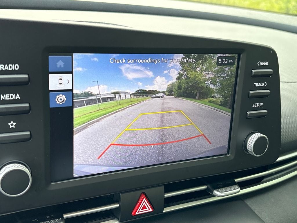 2025 Hyundai ELANTRA SE