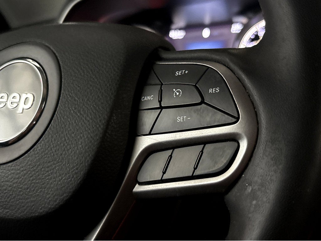 2022 Jeep Cherokee Latitude Lux