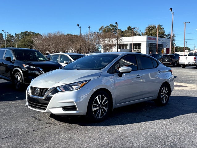 2022 Nissan Versa SV