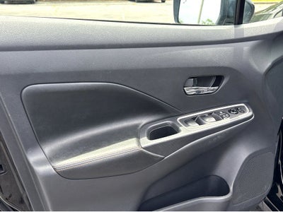 2022 Nissan Versa 1.6 SR
