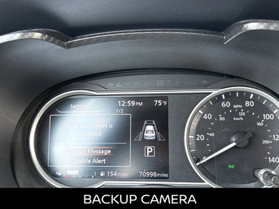2022 Nissan Versa 1.6 SR