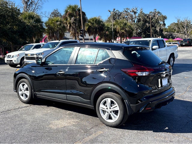 2024 Nissan Kicks S