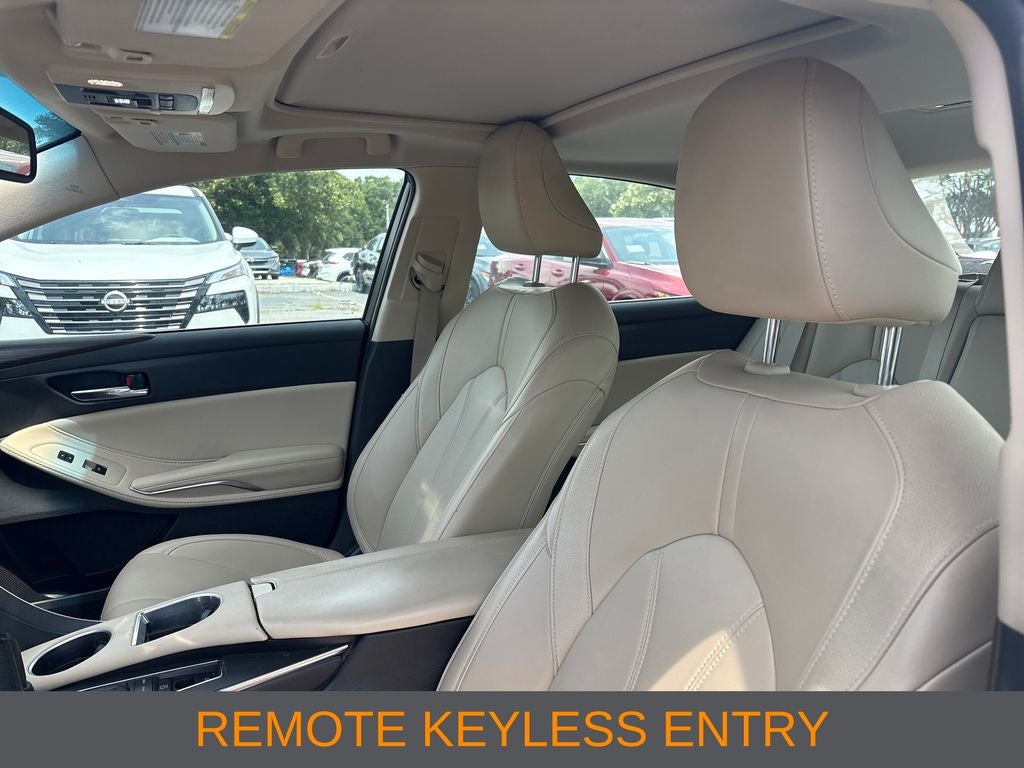2020 Toyota Avalon XLE