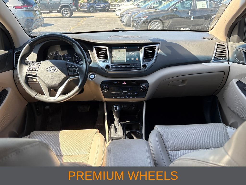 2017 Hyundai TUCSON SE Plus