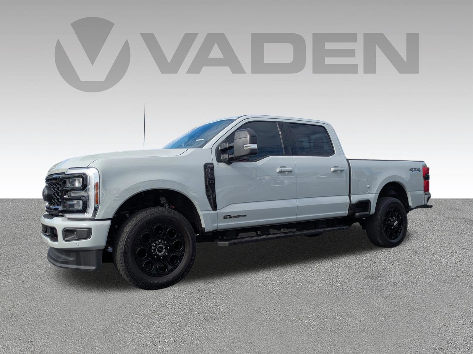 2025 Ford Super Duty F-250 SRW LARIAT