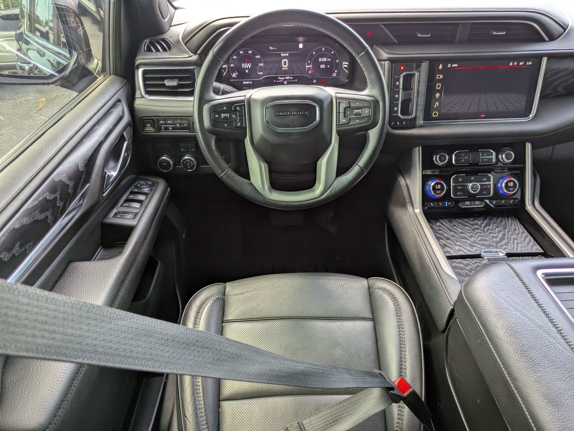 2022 GMC Yukon XL Denali
