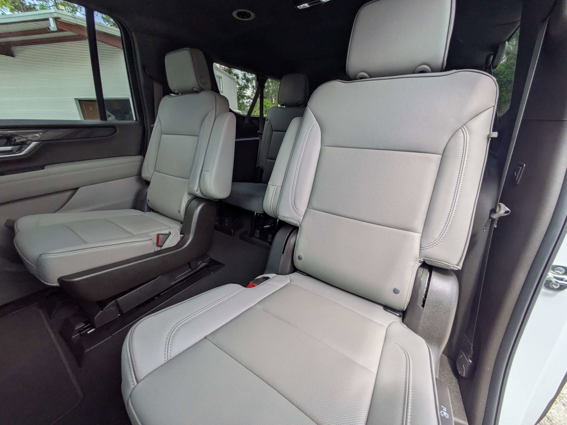2025 GMC Yukon XL Elevation