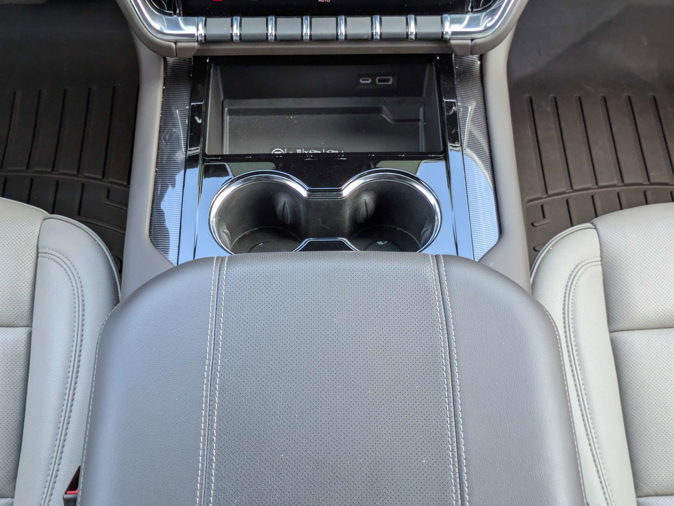 2025 GMC Yukon XL Elevation