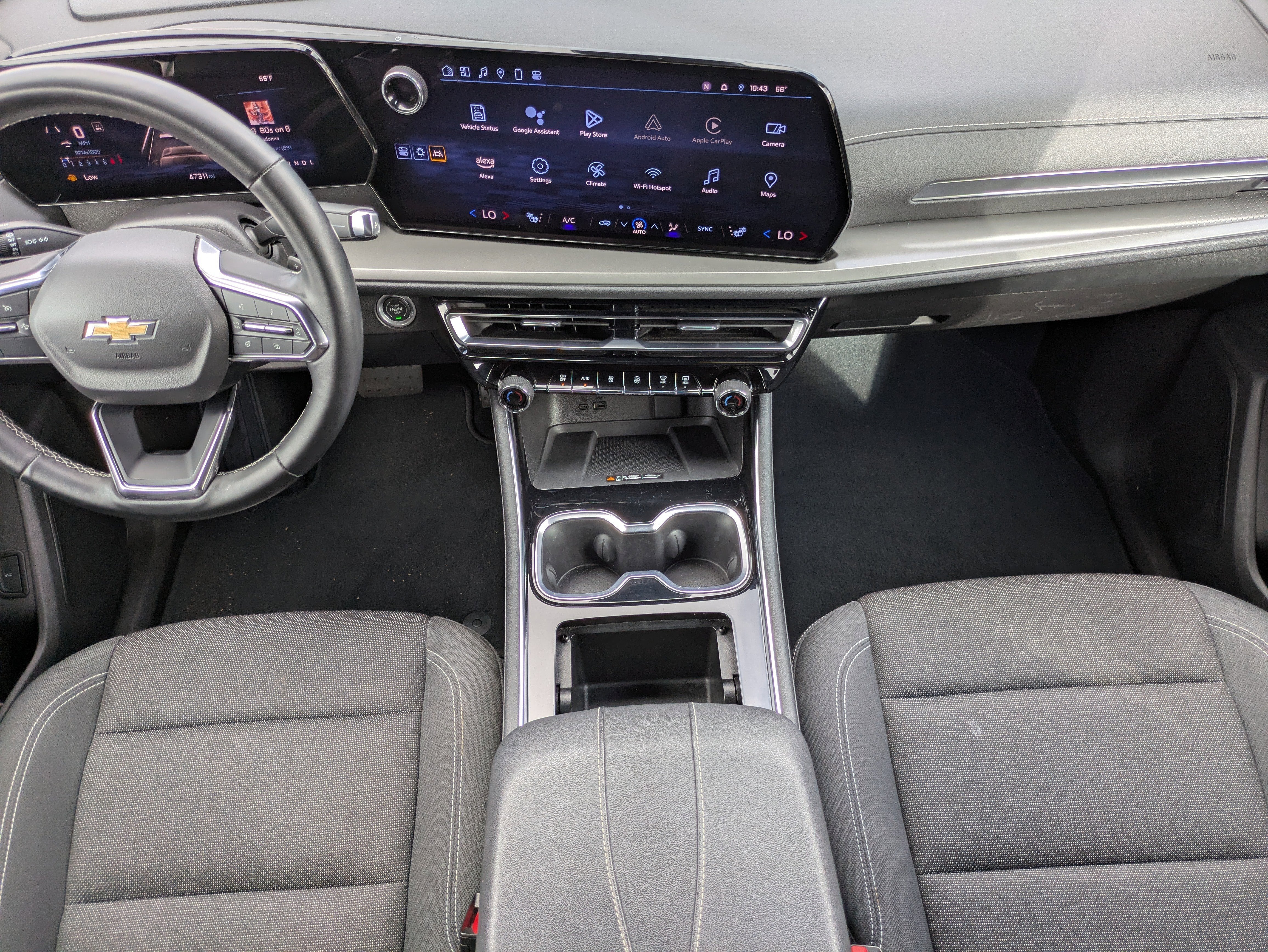 2024 Chevrolet Traverse FWD LT