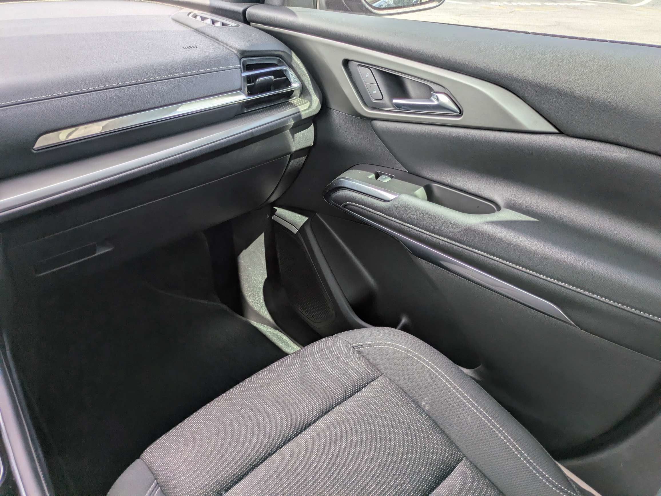 2025 Chevrolet Traverse FWD LT