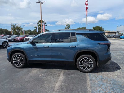 2025 Chevrolet Traverse FWD LT