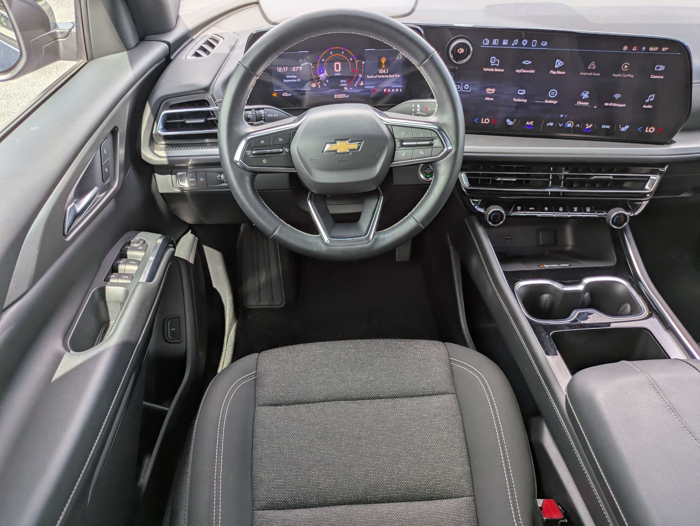 2025 Chevrolet Traverse FWD LT