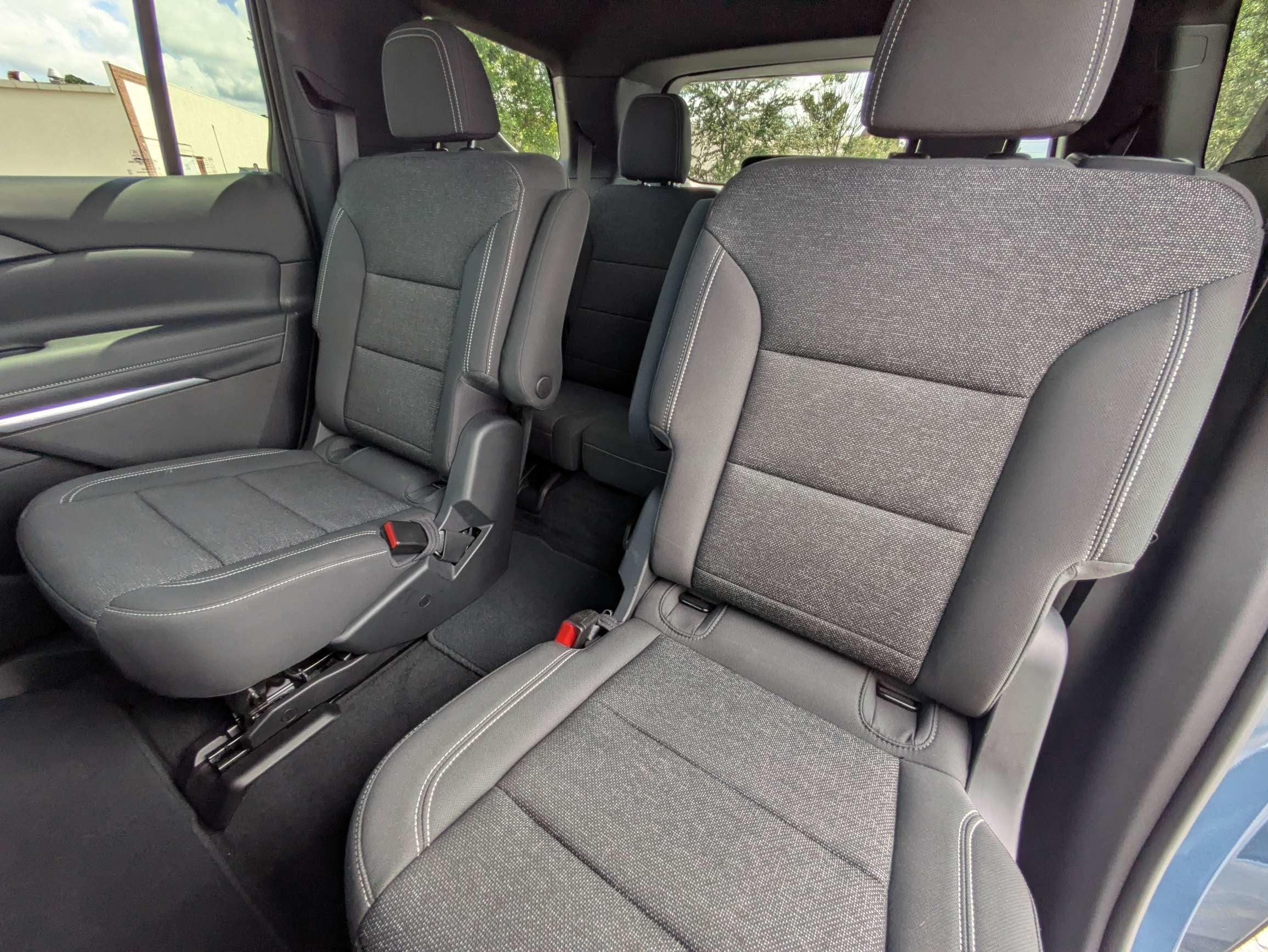 2025 Chevrolet Traverse FWD LT