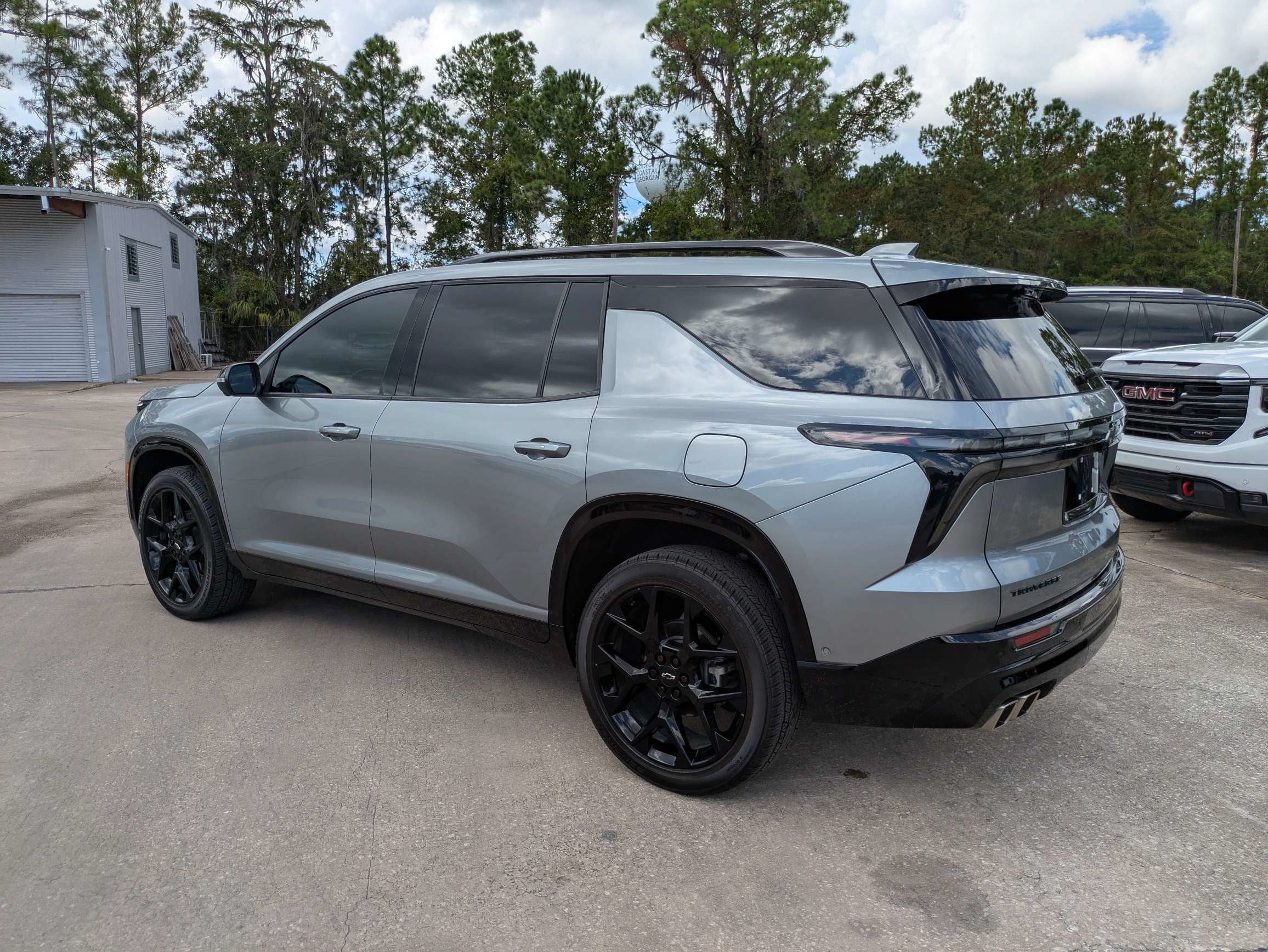 2024 Chevrolet Traverse FWD RS