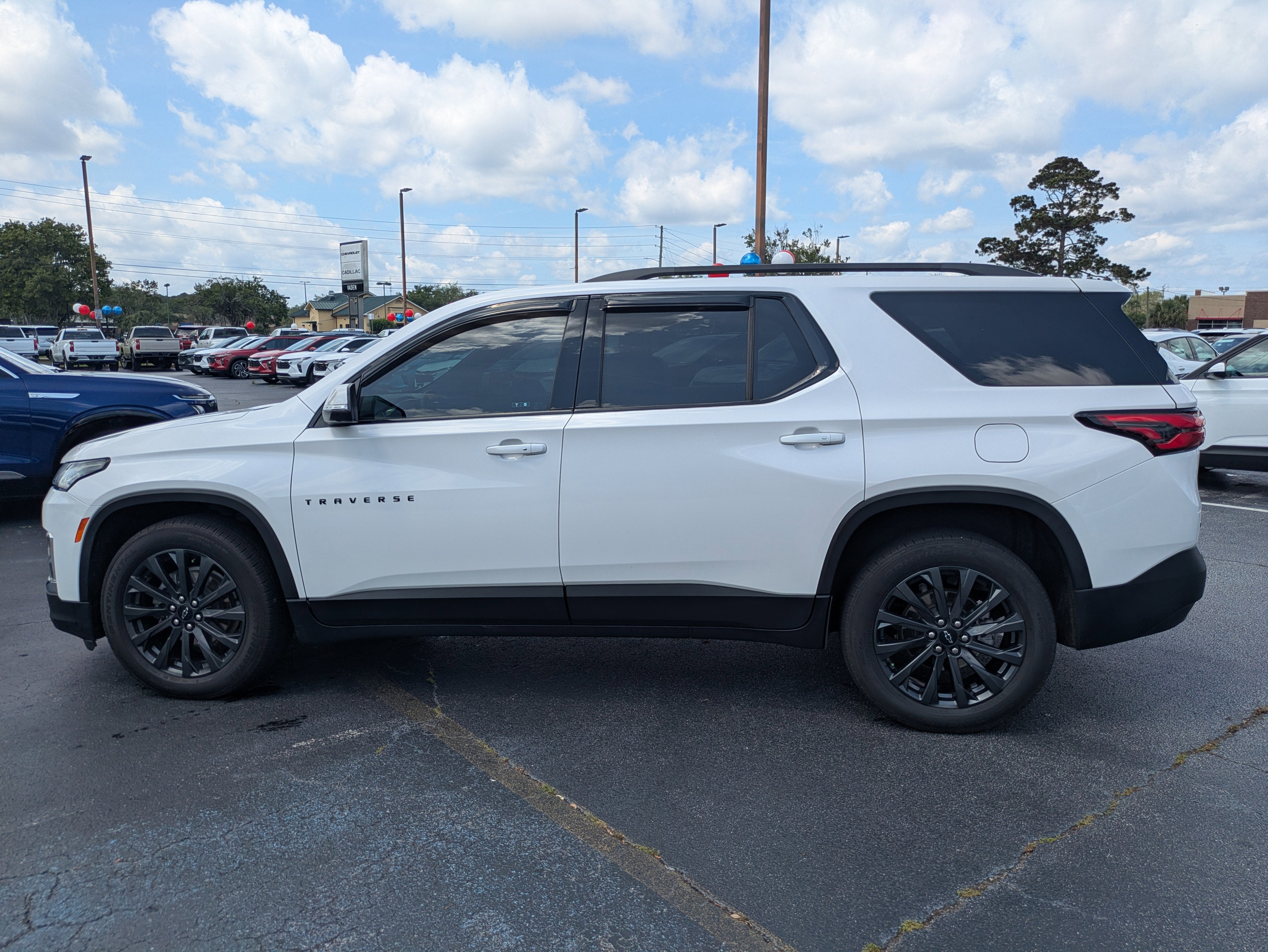 2022 Chevrolet Traverse RS