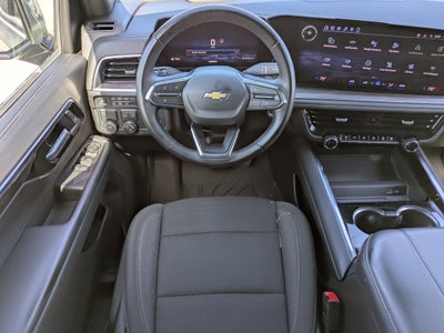 2025 Chevrolet Suburban LS