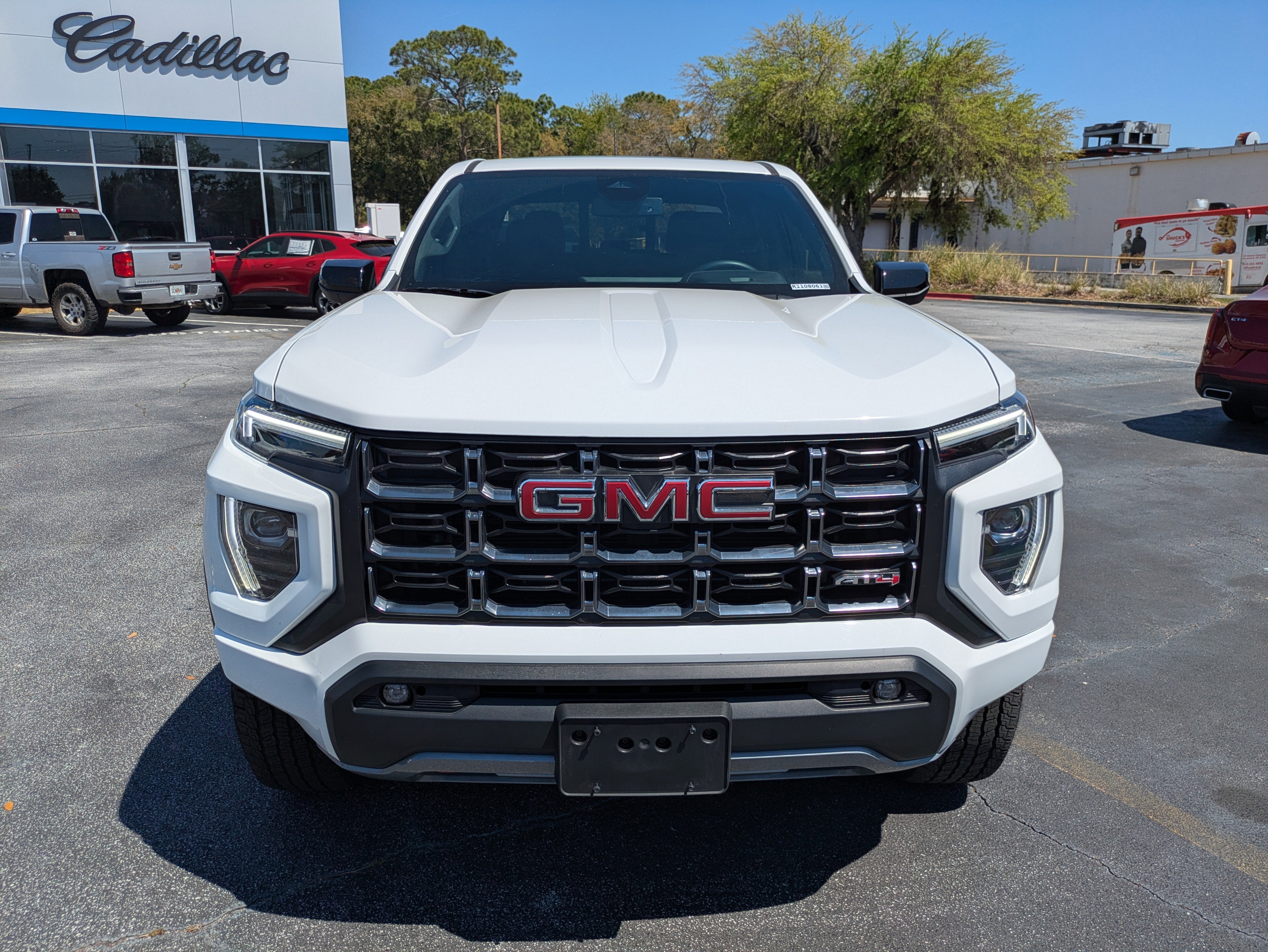 2024 GMC Canyon 4WD AT4