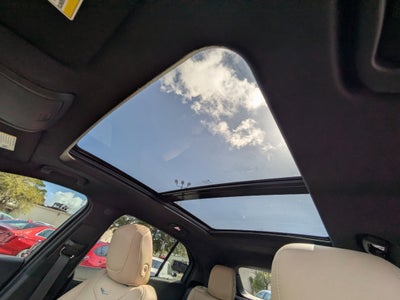 2024 Cadillac XT4 FWD Premium Luxury