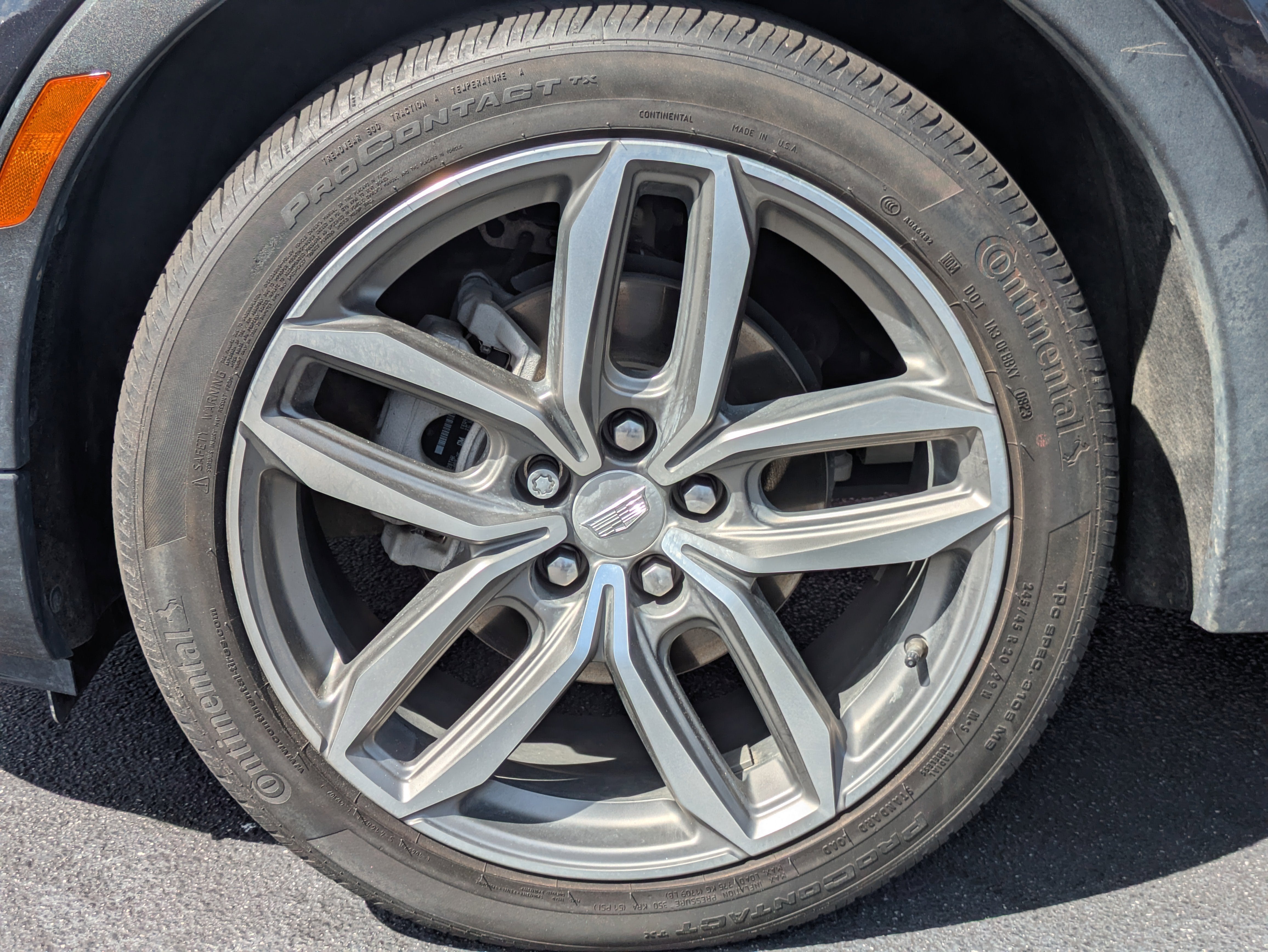 2023 Cadillac XT4 FWD Sport