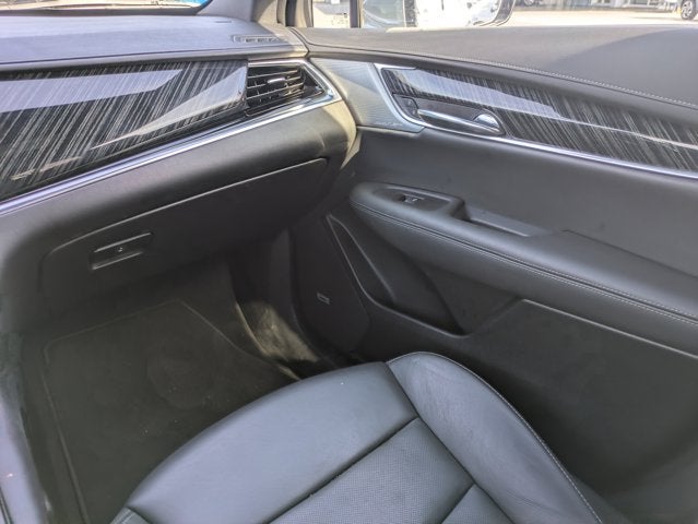 2025 Cadillac XT6 FWD Premium Luxury