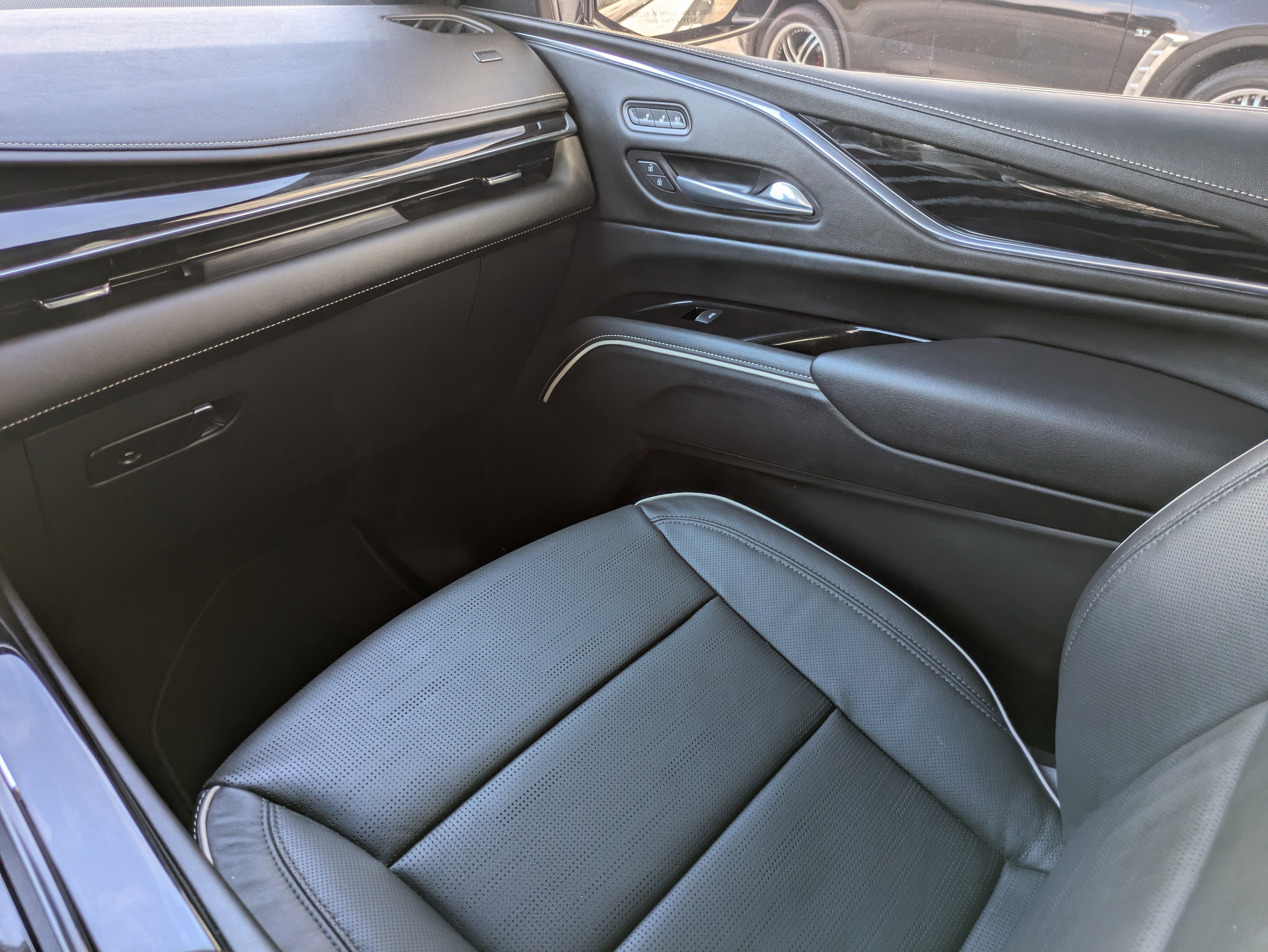 2024 Cadillac Escalade 4WD Sport