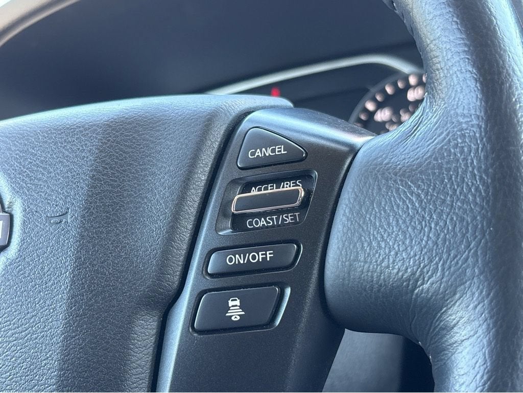 2024 Nissan Frontier SL