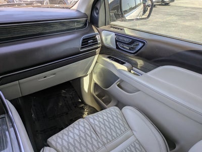 2019 Lincoln Navigator L Black Label