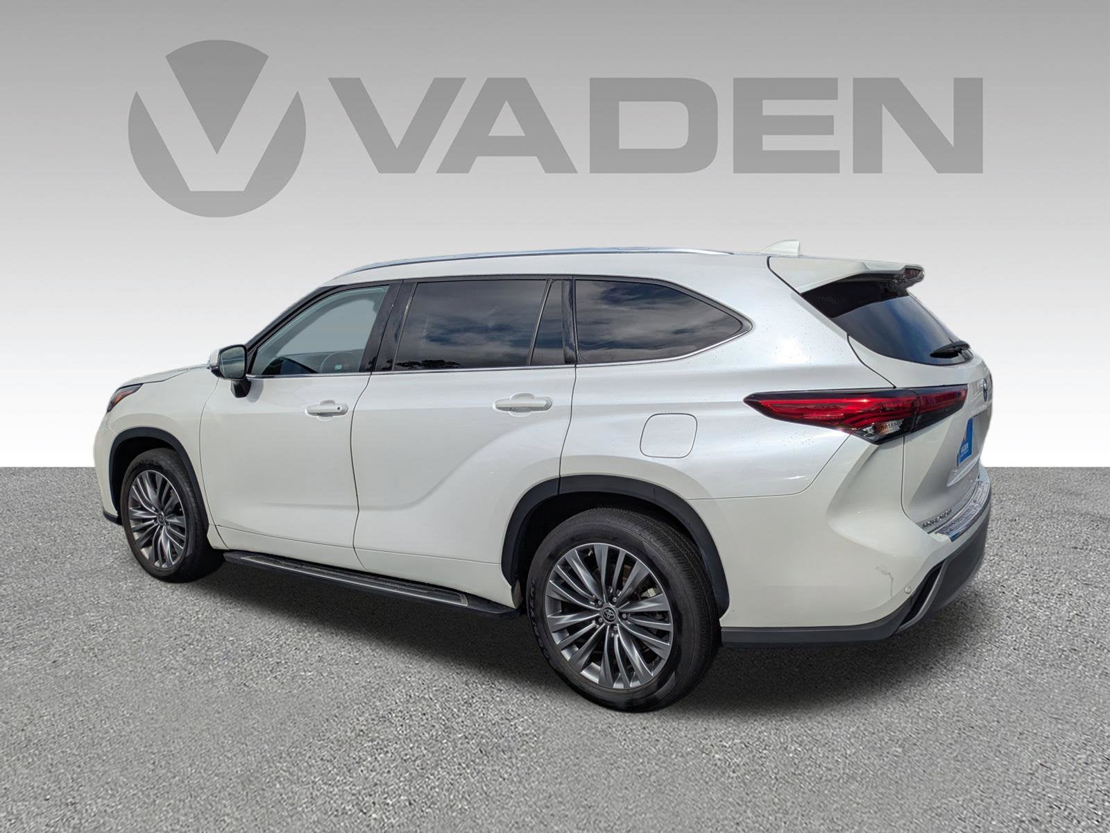 2020 Toyota Highlander Platinum
