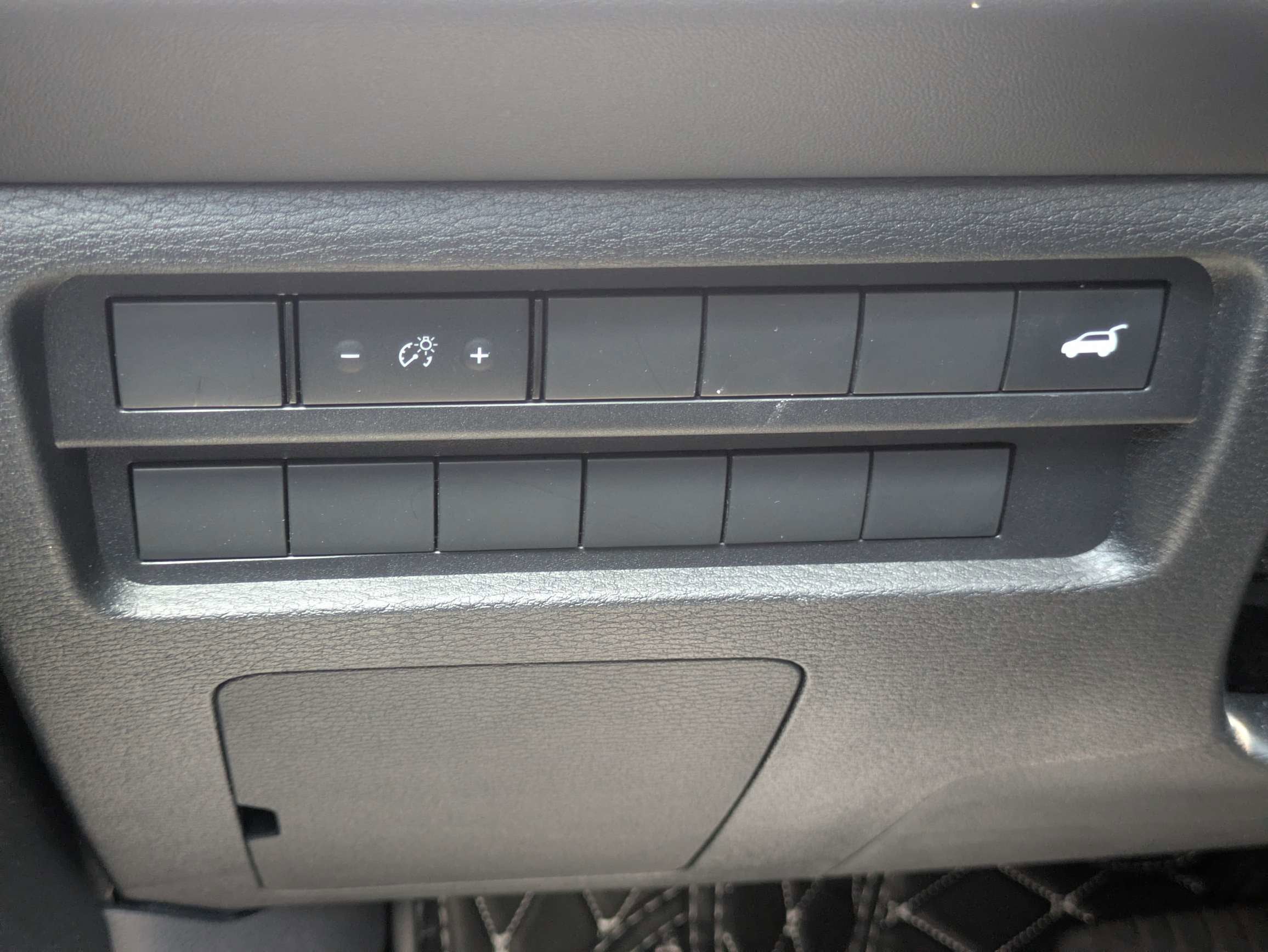2024 Mitsubishi Outlander Base