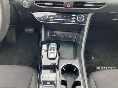 2022 Hyundai SONATA SEL