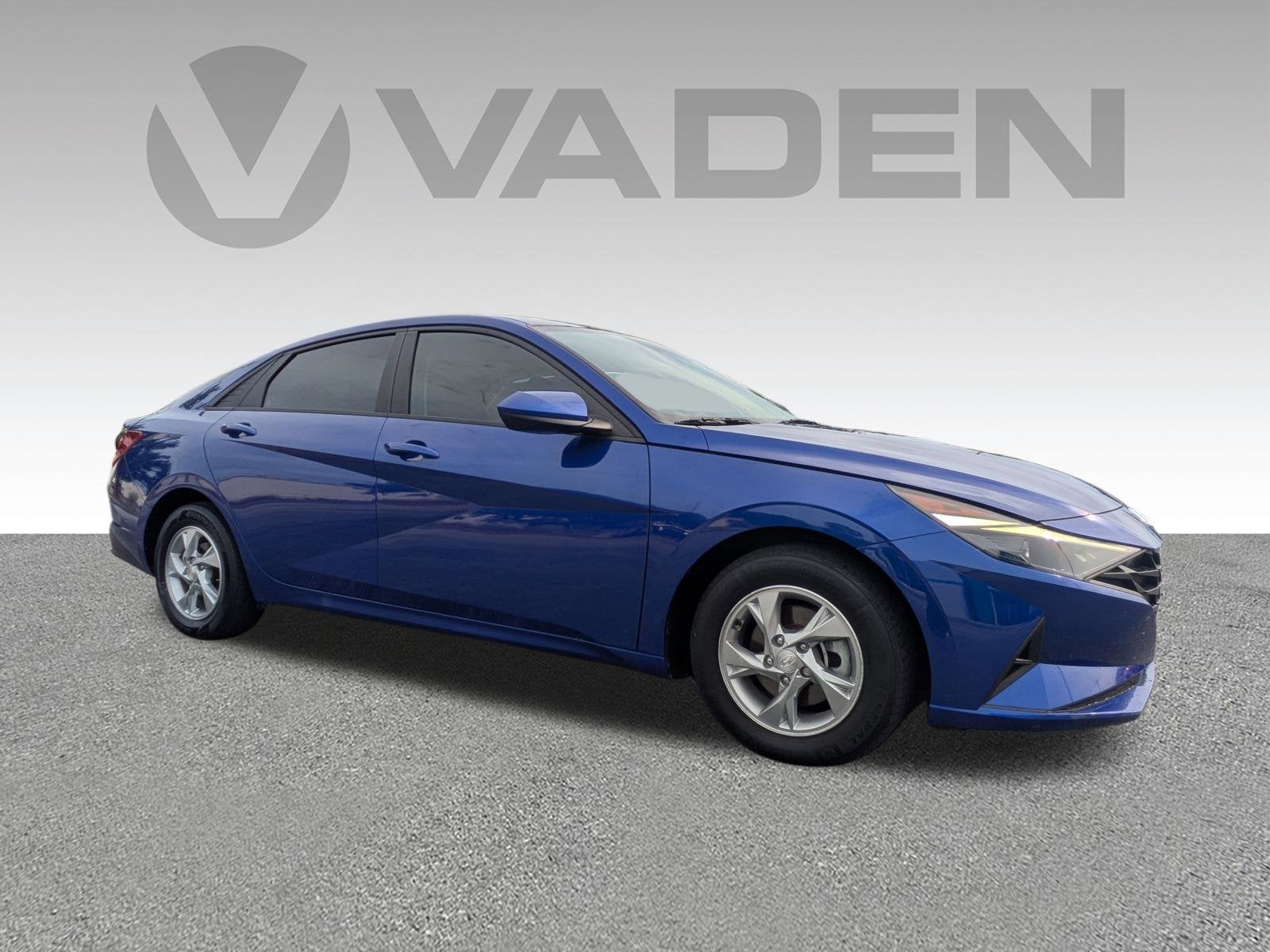 2023 Hyundai ELANTRA SE