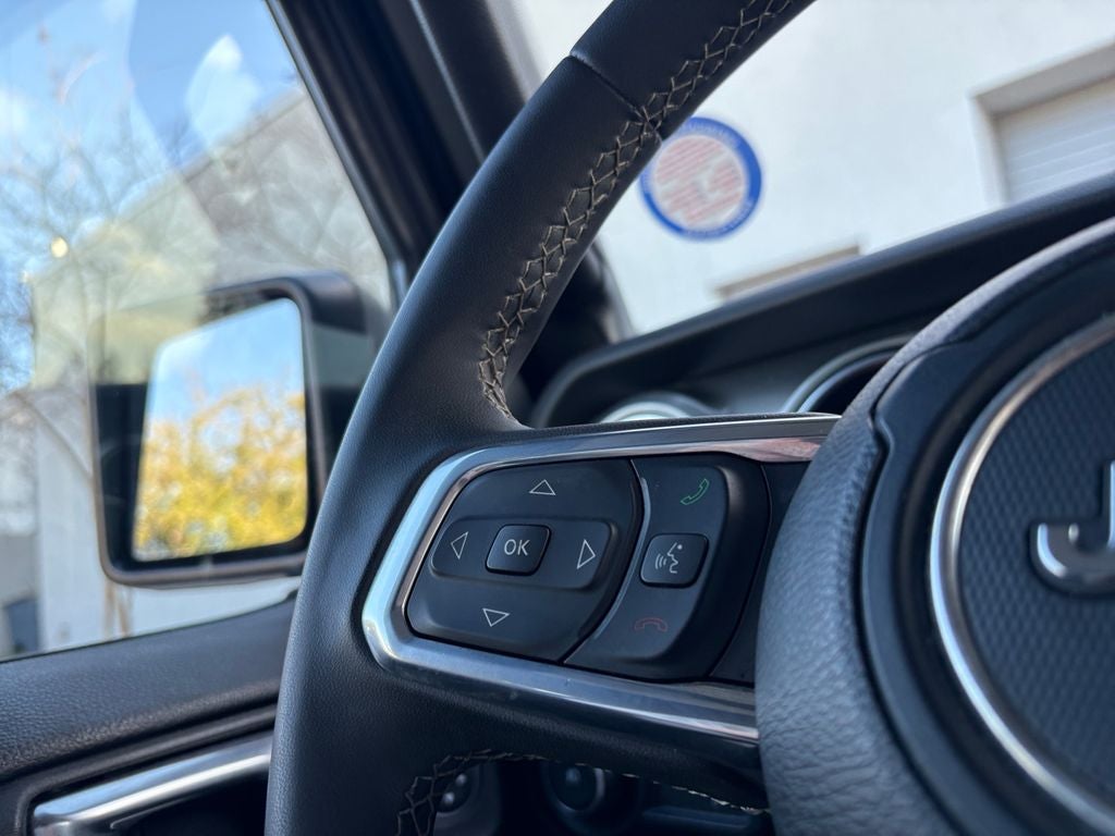 2023 Jeep Wrangler 4-Door Sahara 4x4