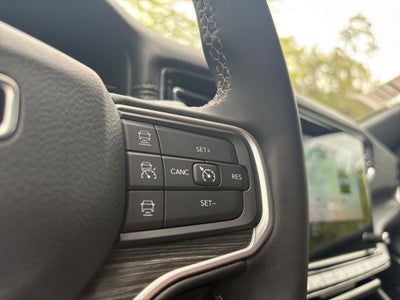 2023 Jeep Wagoneer Series II 4x2