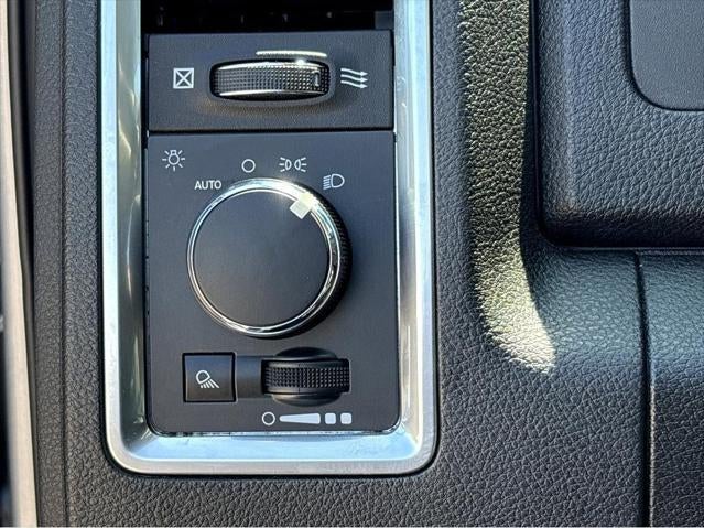 2024 RAM 1500 Classic SLT Quad Cab 4x4 6'4' Box