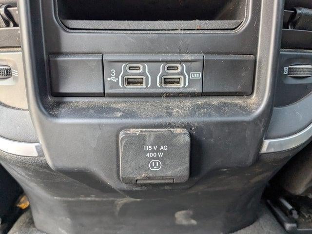 2020 RAM 1500 Big Horn Crew Cab 4x4 5'7' Box