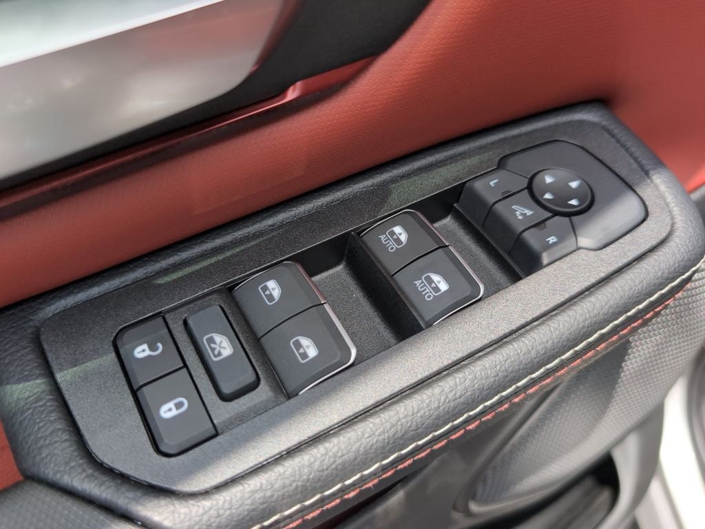 2025 RAM 1500 Rebel Crew Cab 4x4 5'7' Box