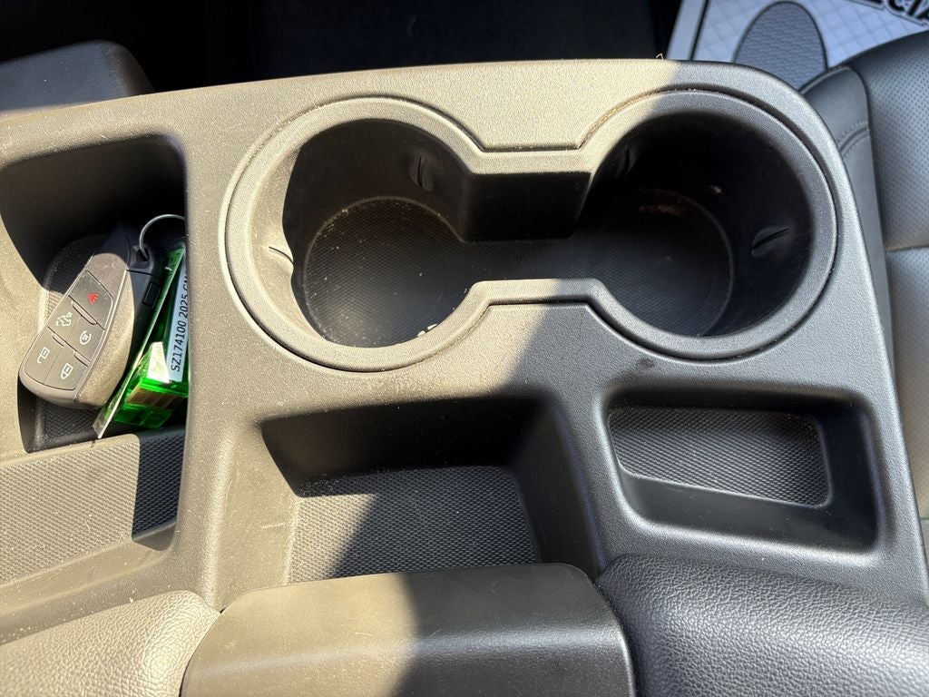 2025 GMC Sierra 1500 4WD Crew Cab Short Box SLT