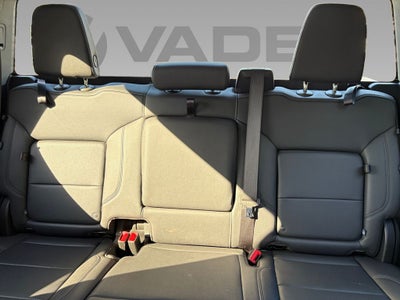 2025 GMC Sierra 1500 4WD Crew Cab Short Box SLT