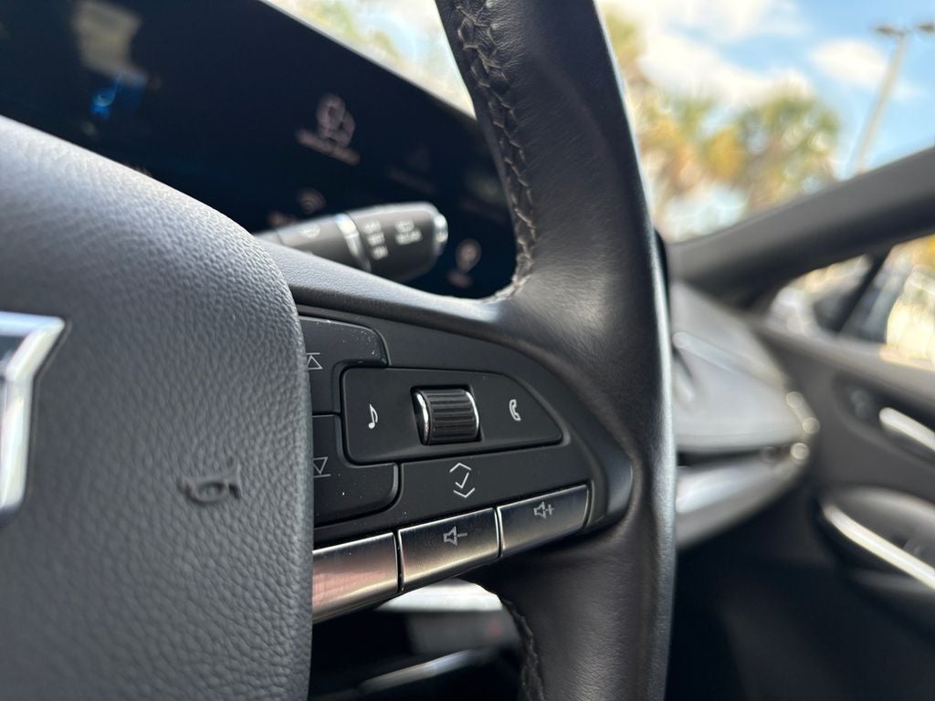 2024 Cadillac XT4 AWD Premium Luxury