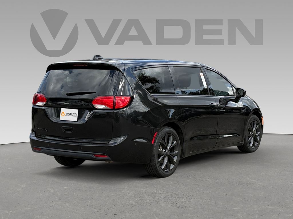 2019 Chrysler Pacifica Touring Plus