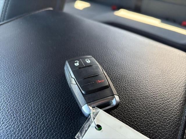 2024 RAM 3500 Big Horn Crew Cab 4x4 8' Box