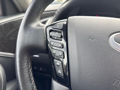 2024 INFINITI QX80 LUXE