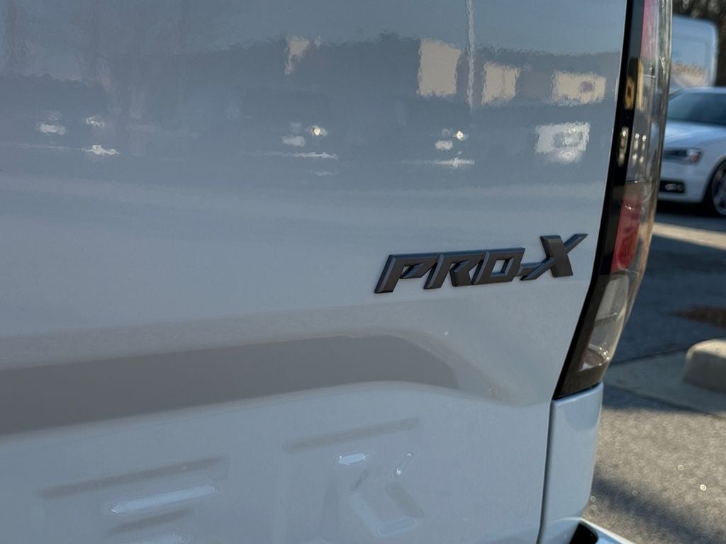 2022 Nissan Frontier PRO-X