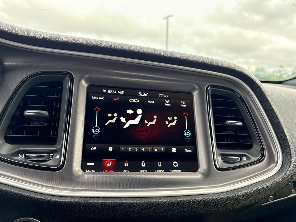 2021 Dodge Challenger SXT