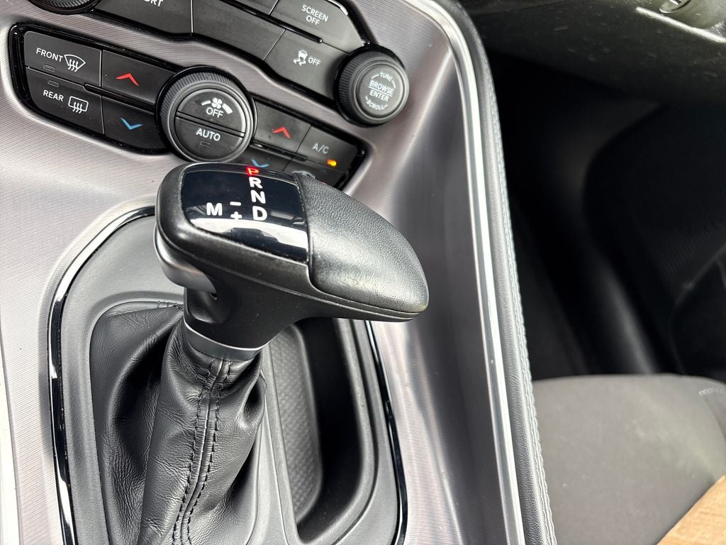 2021 Dodge Challenger SXT