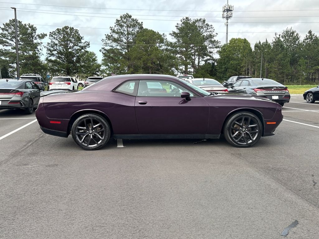 2021 Dodge Challenger SXT
